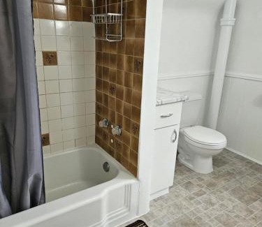 Summerside Bed & Breakfast | Sunflower Guest Suites