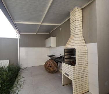 Rondonopolis House | Sunflower residential house for rent