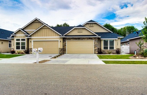Northwest Boise City House | Sunglow Townhouse