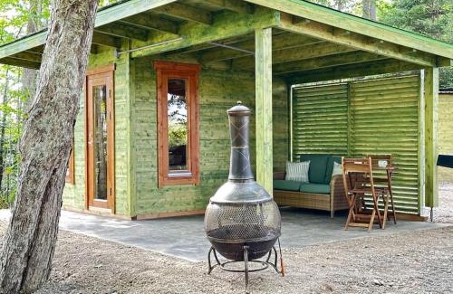 Kings County House | Sunken Escapes Cabin 8