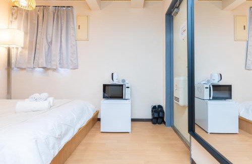 Jusohonmachi Apartment | Sunny 2ppl elevator apt Juso 6 mins