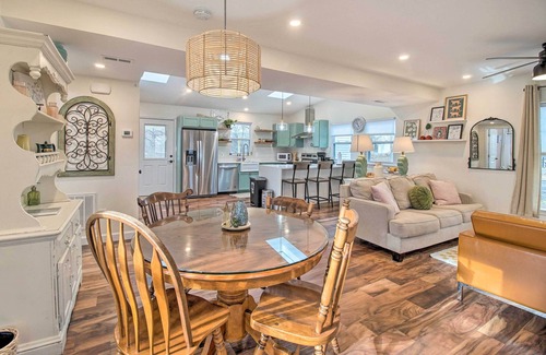 Front Royal House | Sunny Front Royal Vacation Rental w/Hot Tub!