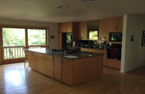 Hastings-On-Hudson House | Sunny Home with Beautiful Views Near New York City