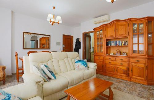 Los Nietos Apartment | Sunny Seaside Getaway in Mar Menor