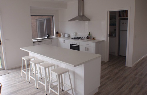 Cape Woolamai House | Sunny Seaside Escape