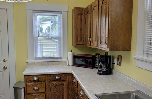 Saint Marys Allen County House | Sunny Side Stay!
