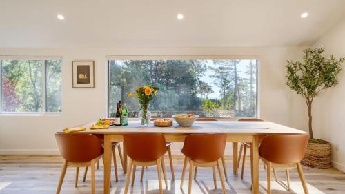 Del Monte Forest House | Sunridge Lookout by AvantStay Big Backyard Oasis Patio Central Location