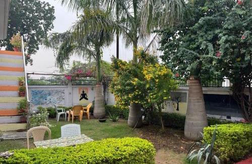 Khajuraho Bed & Breakfast | Sunrise Bed & Breakfast