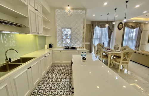 District 7 Apartment | Sunrise City Central By Dhome