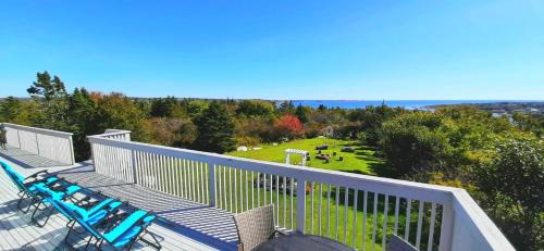 Terence Bay House | Sunrise vacation cottage