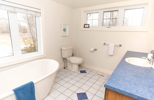 Wellington House | Sunset Beach