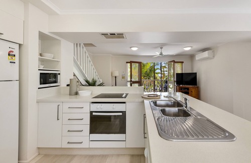 Noosaville Hotel | Sunset Cove Noosa