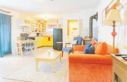 Nocona Other | Sunset Oaks Retreat | Events, Farm Animals & Views