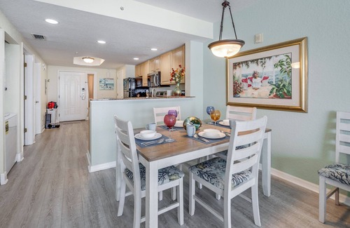 Treasure Island Condo | Sunset Vistas Beach Front St. Pete Beach Treasure Island Clearwater pool/parking