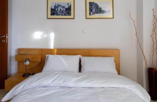 Karditsa Apartment | Sunshine Retreat Apartment