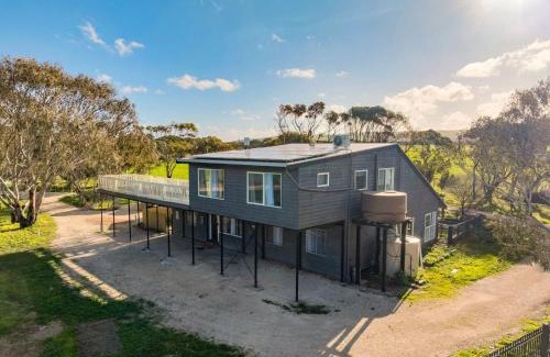 Middleton House | Sunshine Villa - 484 Kessell Rd, Middleton