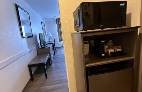 Dawson Creek Hotel | Super 8 by Wyndham Dawson Creek