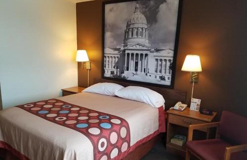 Smithville Hotel | Super 8