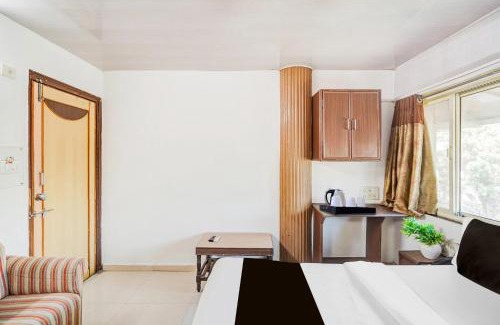 Maninagar Hotel | Super Collection O Maninagar East Formerly Maninagar Residency