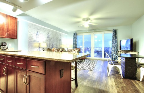 Panama City Beach Condo | Super Convenient 5th FLOOR- 537 ! LOCATION, AMENITIES, And Amazing Views!