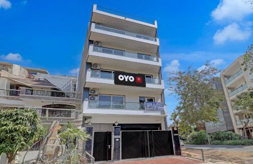 DLF Phase 1 Hotel | Super Hotel O Tasvi Stayz