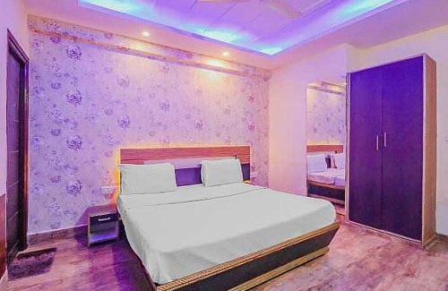 Rohtak Hotel | Super Hotel O Vivaan Residency