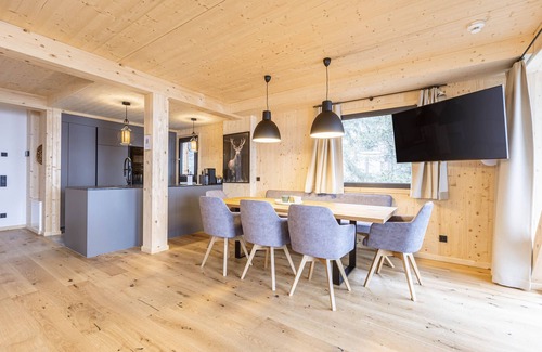 Turracher Hohe Ski Chalet | Superior Chalet # 13 with Sauna & Hot Tub