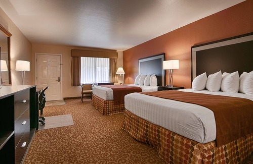 Falcon Lake Estates Hotel | SureStay Hotel by Best Western Zapata