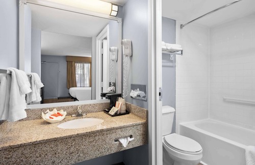 Wilmington Hotel | SureStay Plus Hotel by Best Western Brandywine Valley