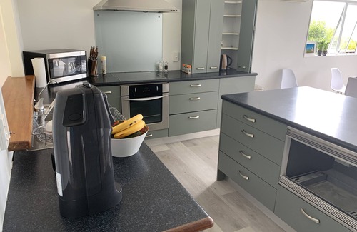 Ohope House | Surfs Reach - a stunning beachfront retreat