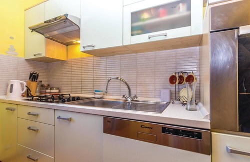 Fuzine House | Surrounded by nature, this friendly wooden house welcomes you in Belo Selo.