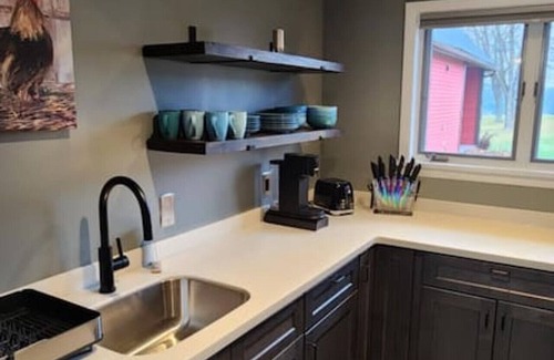 Waterbury Center Apartment | Suss View Suites-Sterling Mtn.