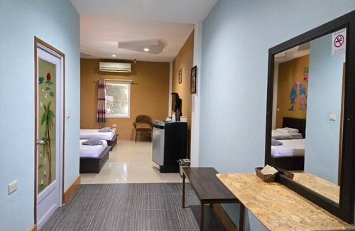 Chai Nat Hotel | Suwanna Riverside