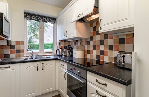 Birchover House | Swallows Nest - One Bedroom House, Sleeps 2