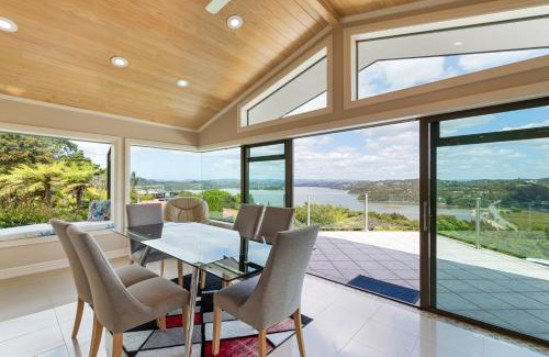 Paihia House | Swallows Nest - Paihia Holiday Home