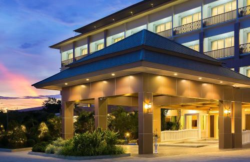 Sattahip Hotel | Swan Lake Hotel Sattahip