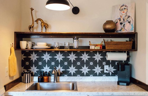 Historic Railroad District House | Swank Boutique Suites | King with Soaking Tub