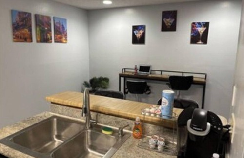 Tall Timbers - Brechtel House | Swanky New Orleans House with lots of space 5mins from downtown