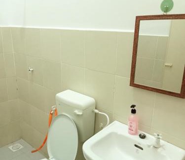 Gambang House | Sweet Purple Homestay Gambang Jaya