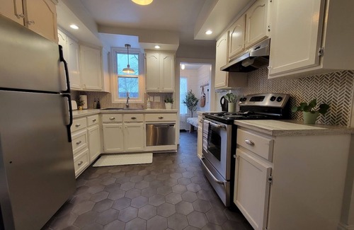 Parkdale House | Sweet Semi in the City!- Conveniently located to everything around Charlottetown