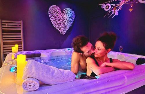 Friville-Escarbotin Hotel | Sweety Loft Suites romantique avec jacuzzi