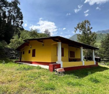 Obrajillo Ski Chalet | Swiss Chalet en Canta