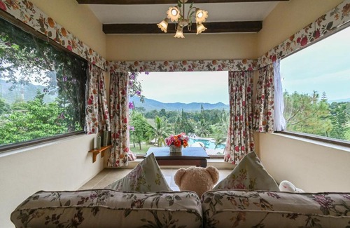 Suan Phueng Resort | Swiss Valley Hip Resort