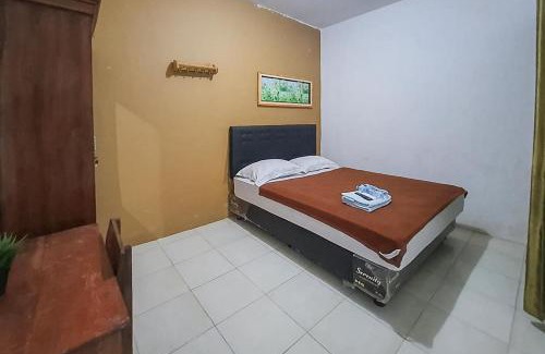Tuban Hotel | Syafa Homestay Syariah Mitra RedDoorz