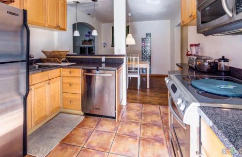 Bayside Historic District House | Sybarite Sanctuaries