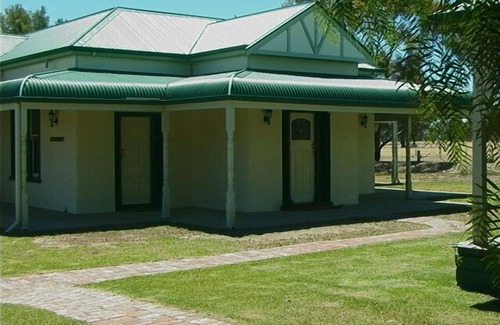 Drung Cottage | Sylvania Park