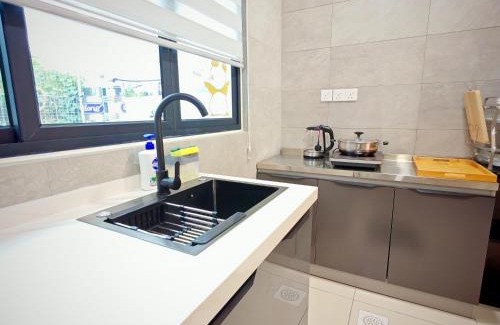 Kuching Villa | T&C Boxhill Gated 5 Min To Kuching Airport 12Pax