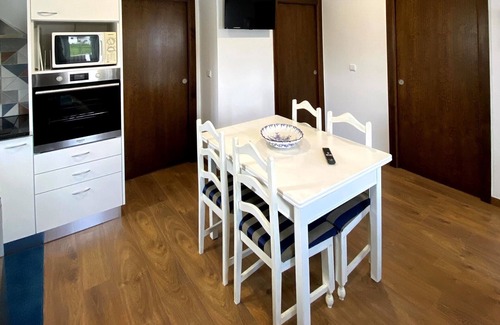 Casal do Pardo Cottage | T2 + 1 4 km from the beach with pool and garden