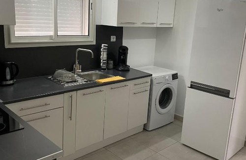 Hopitaux-Facultes Apartment | T2 Cosy Montpellier - Spa Privatif Jacuzzi Hammam Piscine Extérieure en Supplément