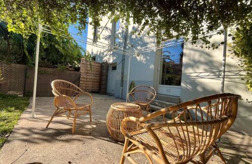 Bussiere - Cadiere Apartment | T2 moderne avec jardin à 15 min de Lyon